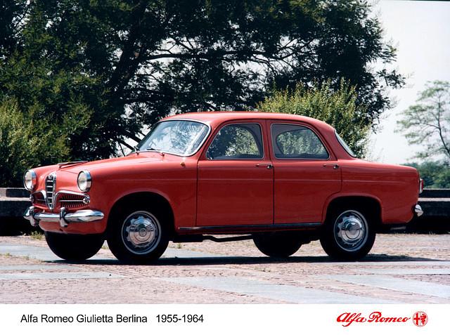 1954 brachte Alfa Romeo mit der Giulietta das erste Volumenmodell auf den Markt
