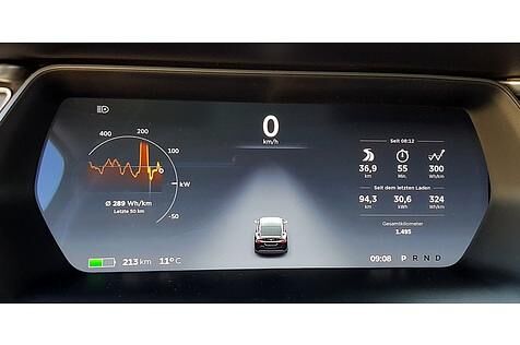 Tesla Model X P 90 D - die Instrumente