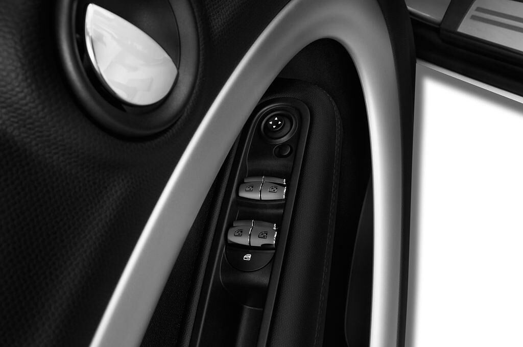 MINI Countryman (Baujahr 2016) Cooper S 5 Türen Bedienungselemente Tür