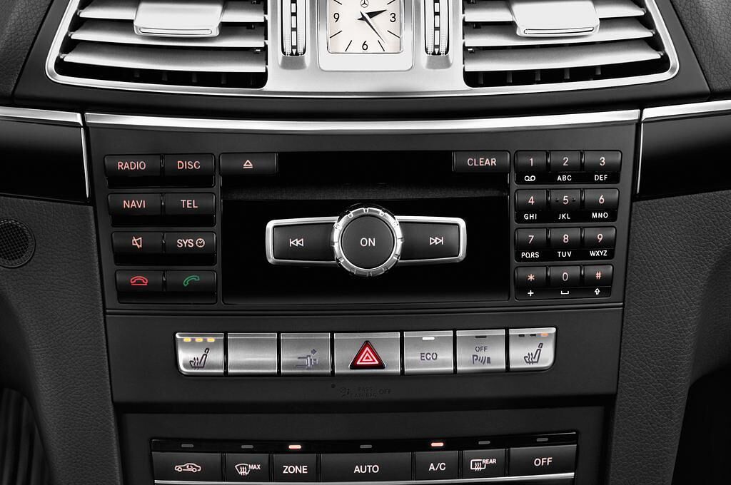 Mercedes E-Class (Baujahr 2015) - 2 Türen Radio und Infotainmentsystem