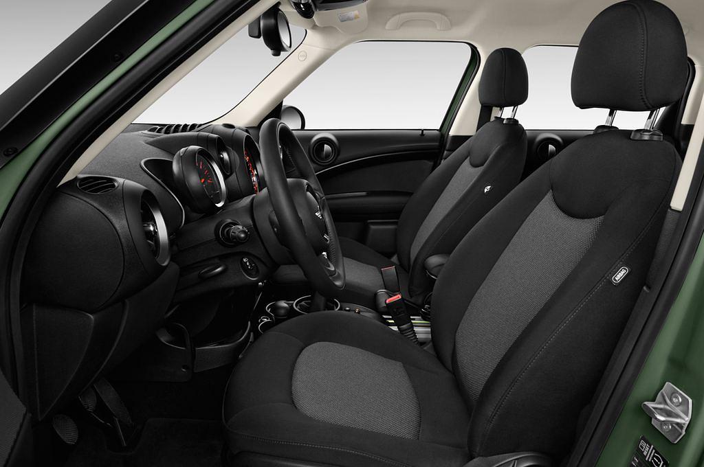 MINI Countryman (Baujahr 2016) One 5 Türen Vordersitze