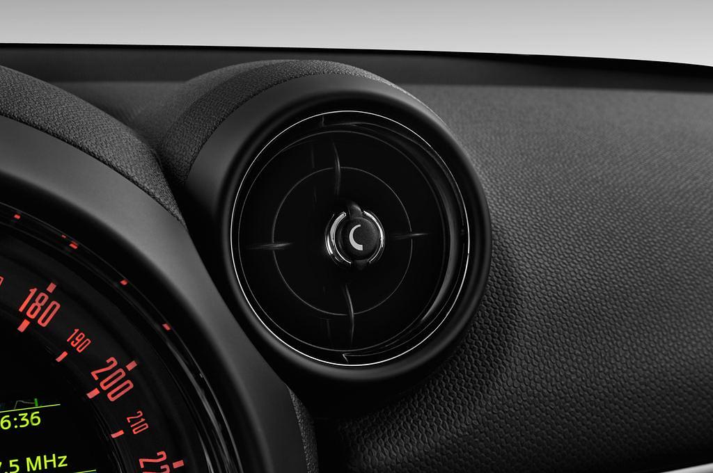 MINI Countryman (Baujahr 2016) JCW 5 Türen Lüftung