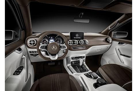 Das Interieur nimmt Anleihen von der C- und der V-Klasse