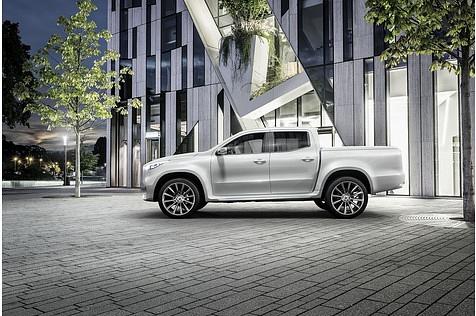 Das Mercedes Concept X-Class ist etwa 5,35 Meter lang