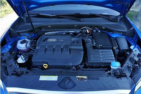 Der 110 kW / 150 PS Diesel passt sehr gut zum Audi Q2