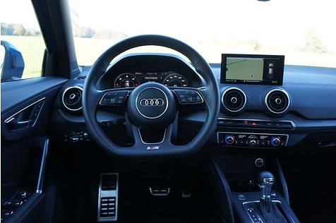 Das Cockpit ist klar gegliedert
