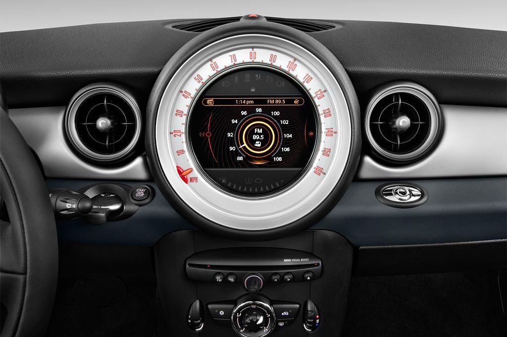 MINI MINI (Baujahr 2011) Cooper 2 Türen Radio und Infotainmentsystem