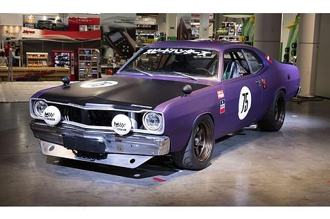 Dodge Dart Baujaher 1975 mit einen 5.7 liter Hemi Motor