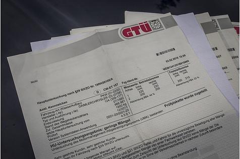 Mercedes 200 D Kilometer-Millionär - regelmäßig gewartet