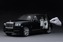 Rolls-Royce Cullinan in 1:8  - Maximal individual 