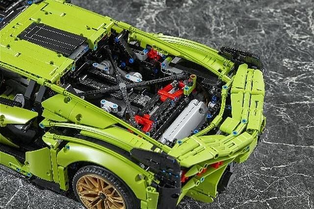 Lego Lamborghini FKP 37