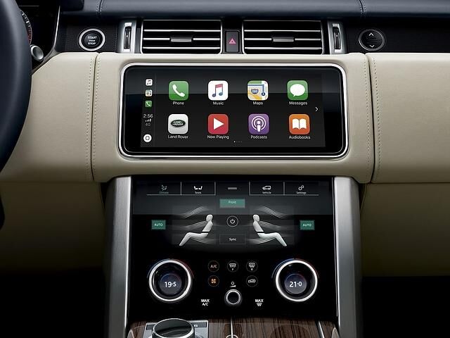 Das Smartphone kann per Apple Car Play eingebunden werden