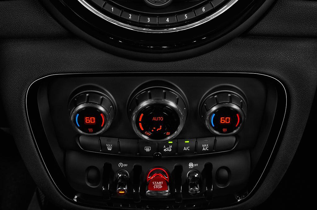 MINI Clubman (Baujahr 2016) Cooper 5 Türen Temperatur und Klimaanlage