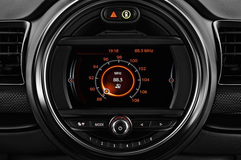 MINI Clubman (Baujahr 2016) One 5 Türen Radio und Infotainmentsystem