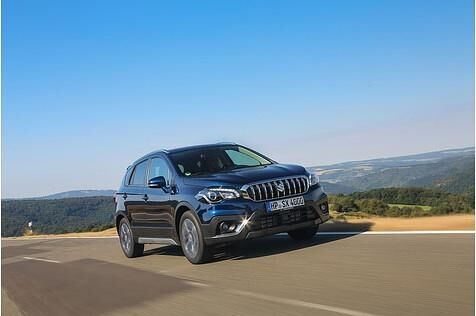 Der Suzukis SX4 S-Cross kostet mindestens 19.790 Meter