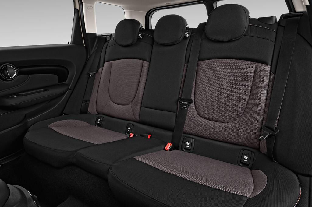 MINI Clubman (Baujahr 2016) One 5 Türen Rücksitze