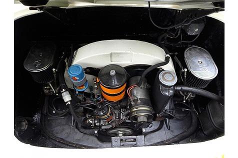 Der Vierzylinder-Motor des 356er.