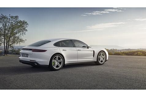 Porsche Panamera 4 E-Hybrid - obligatorisch mit Allradantrieb