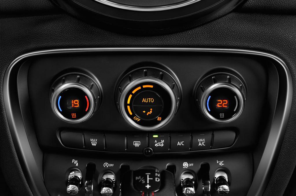 MINI Clubman (Baujahr 2017) Cooper SD 5 Türen Temperatur und Klimaanlage