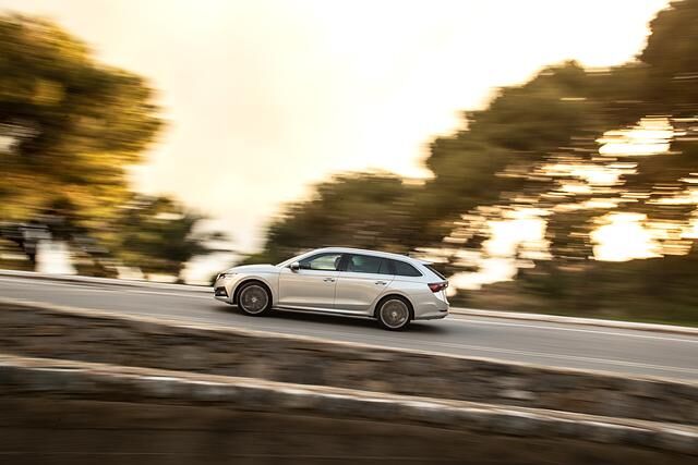 Auf 4,69 Meter ist der Skoda Octavia als Kombi in der Länge gewachsen