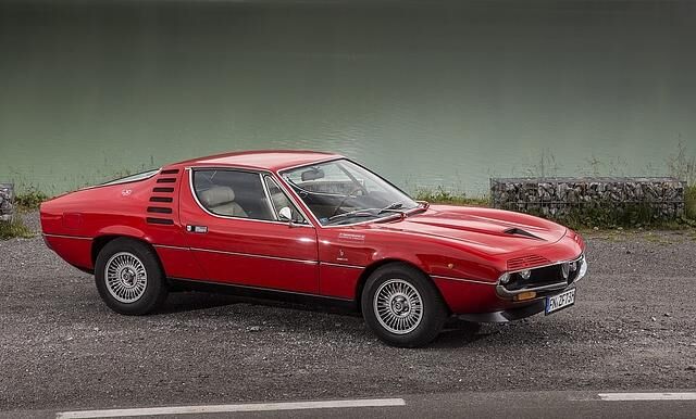 Das Design des Alfa Romeo Montreal stammt von Marcello Gandini, der auch für den Lamborghini Miura verantwortlich war