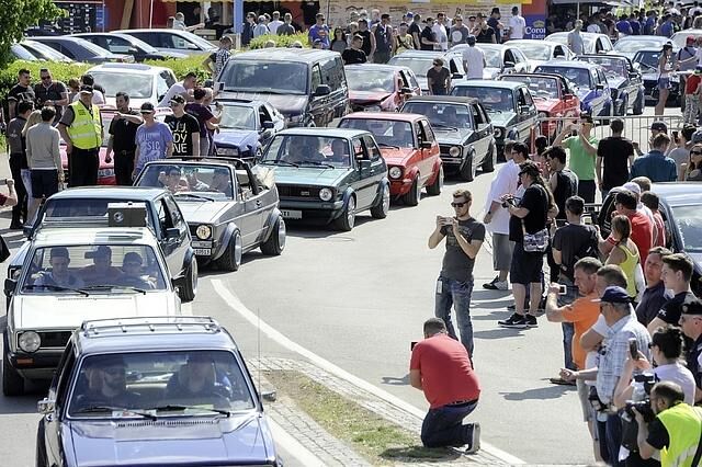 VW Fans