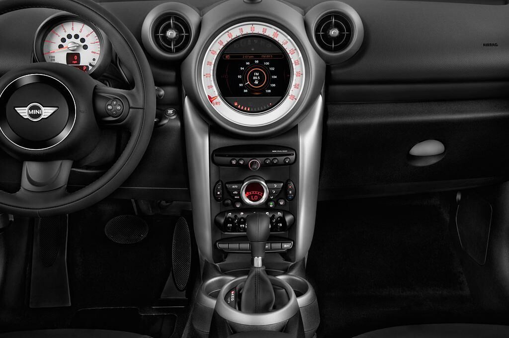 MINI Countryman (Baujahr 2013) Cooper 5 Türen Mittelkonsole