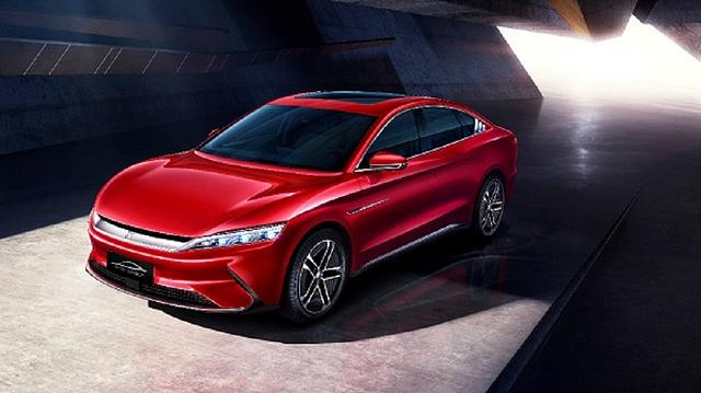 BYD: Neuer Super-Akku für E-Autos  - Brandrisiko minimiert 