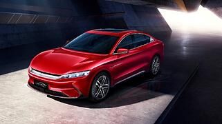 BYD: Neuer Super-Akku für E-Autos  - Brandrisiko minimiert 