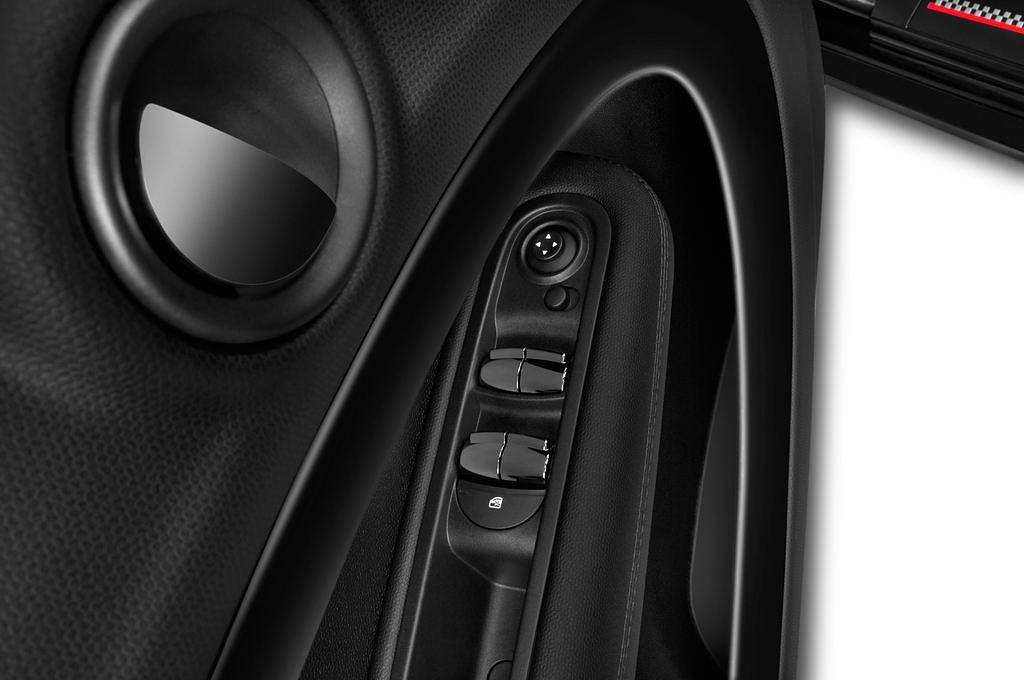 MINI Countryman (Baujahr 2015) John Cooper Works 5 Türen Bedienungselemente Tür