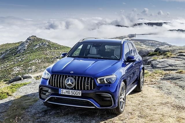 Mit \"Trail\" und \"Sand\" stehen auch zwei Offroad-Fahrprogramme zur Verfügung