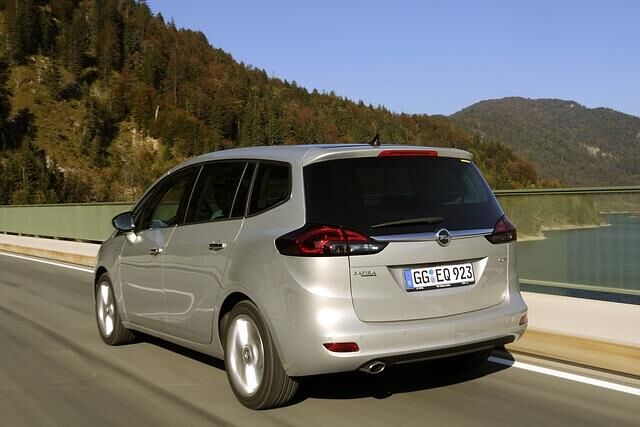 Gegenüber dem Vorgänger kommt der Opel-Van auch mit einem sportiveren Design vorgefahren