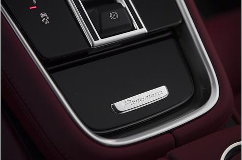 Der Porsche Panamera 4 E Hybrid ist die günstigste Art Panamera zu fahrten