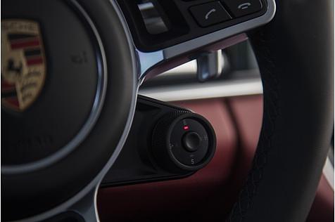 Wie beim 918er Spyder: Drehrad für die Fahrmodi