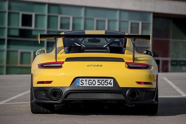 Porsche 911 GT2 RS