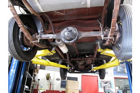 Klassische Achskonstruktionen bei Hollywood Hot Rods in Burbank / California