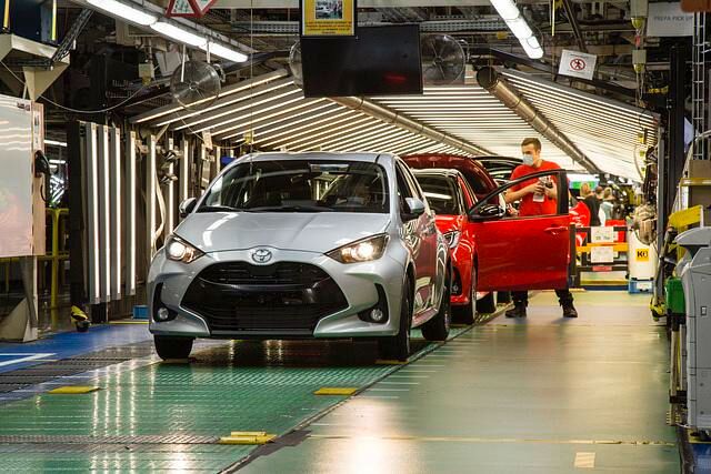 Panorama: Wie Toyota die Produktion behutsam wieder ins Rollen bringt - Coronas Vermächtnis