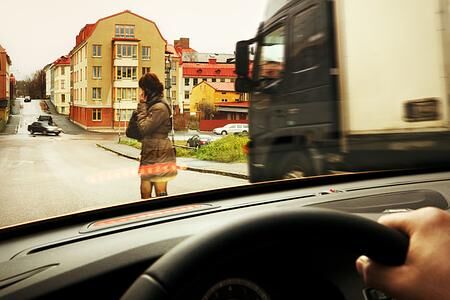 Autofahrer-Tipps zum Schulstart   - Fuß vom Gas  