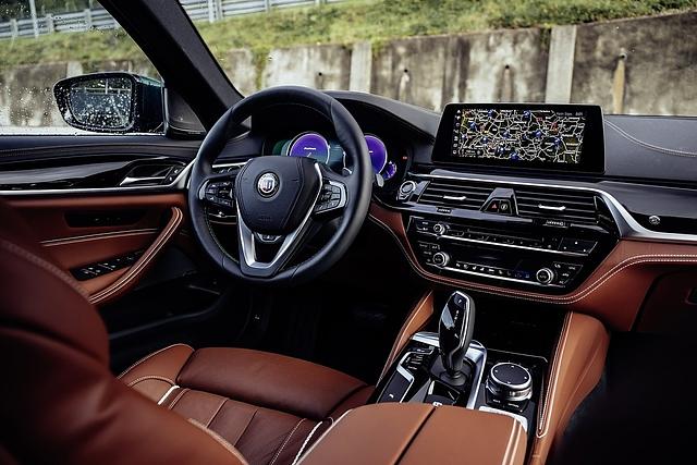 BMW Alpina B5