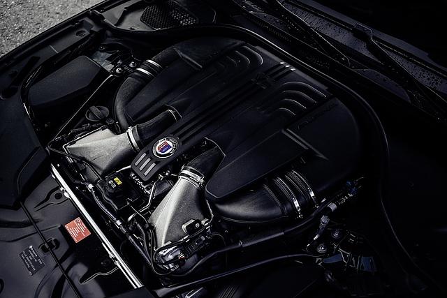 BMW Alpina B5