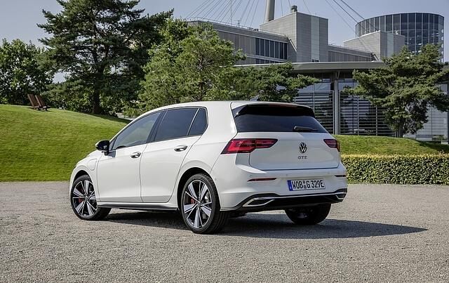 VW Golf GTE 2021