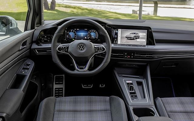 VW Golf GTE 2021