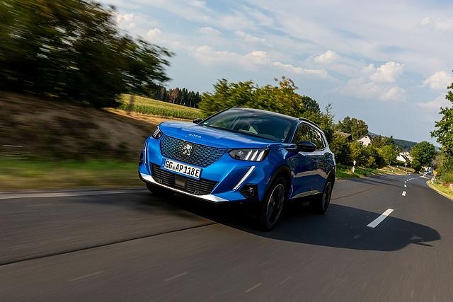Der Peugeot e-2008 kostet mindestens 34.361,34 Euro