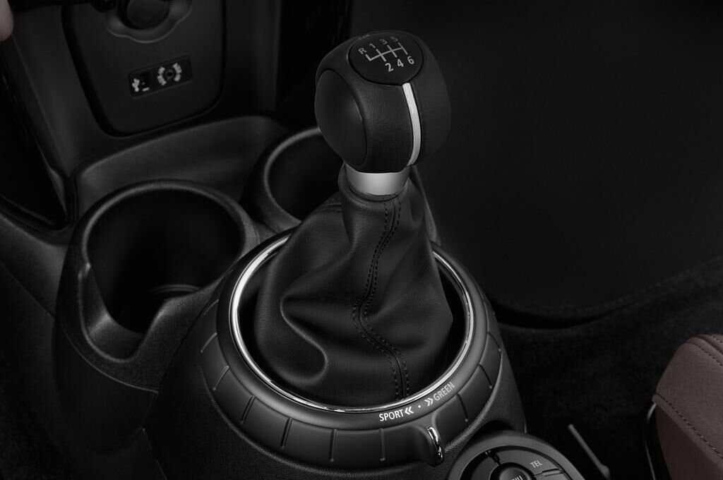 MINI MINI (Baujahr 2015) Cooper 5 Türen Schalthebel