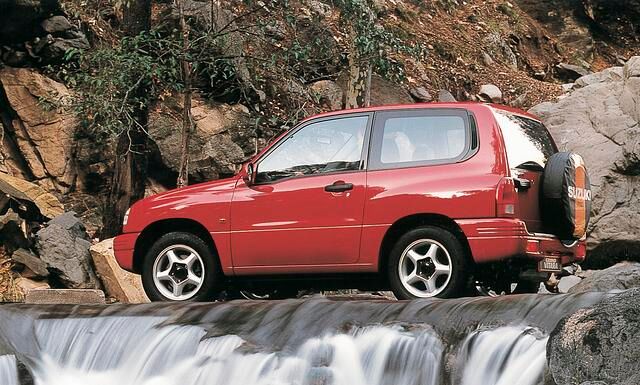1998: Debüt des Suzuki Grand Vitara auf dem Genfer Automobilsalon