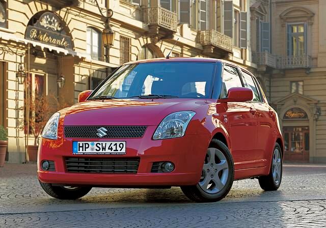 2005: Deutscher Verkaufsstart für erneuerten Swift 