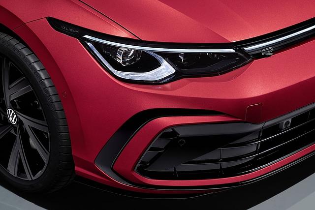 Der Golf 8 Variant hat Voll-LED Licht