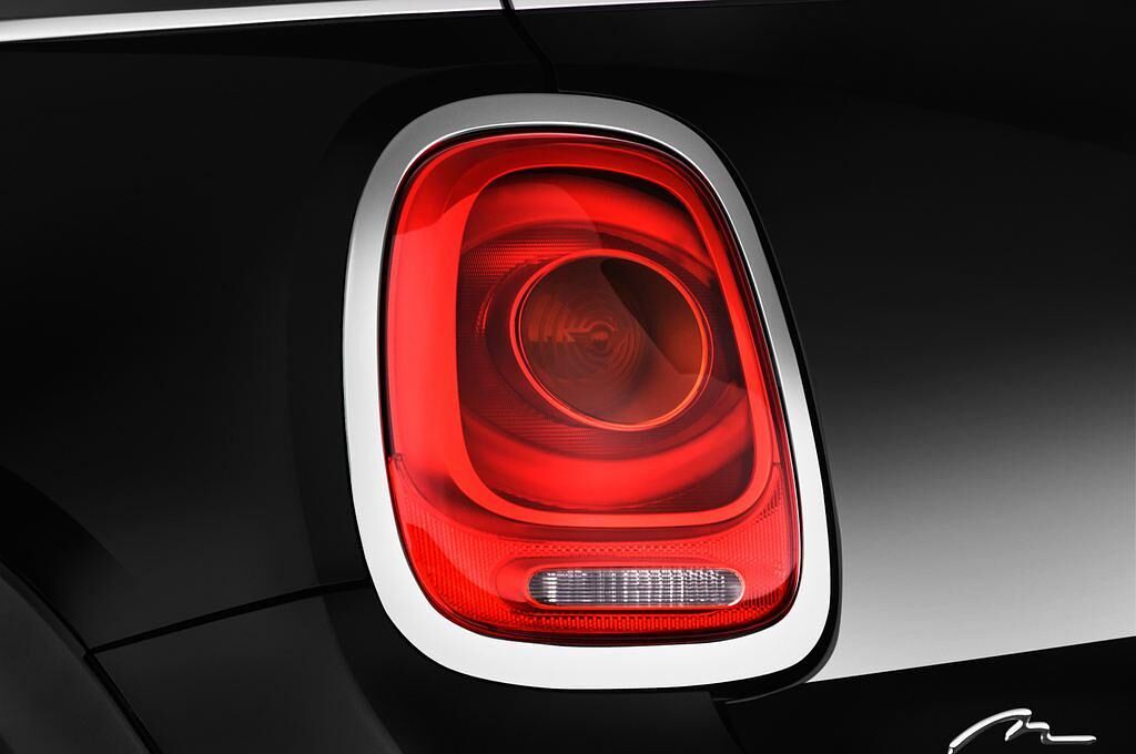 MINI MINI (Baujahr 2015) Cooper 5 Türen Rücklicht