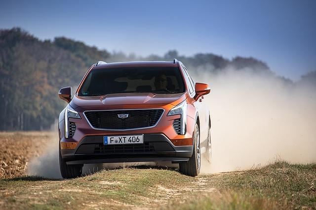 Cadillac XT4 350d