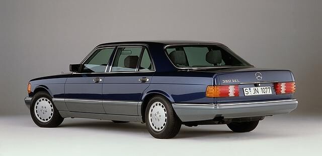 Der W 126 ist heute bei Limousinenfans sehr beliebt